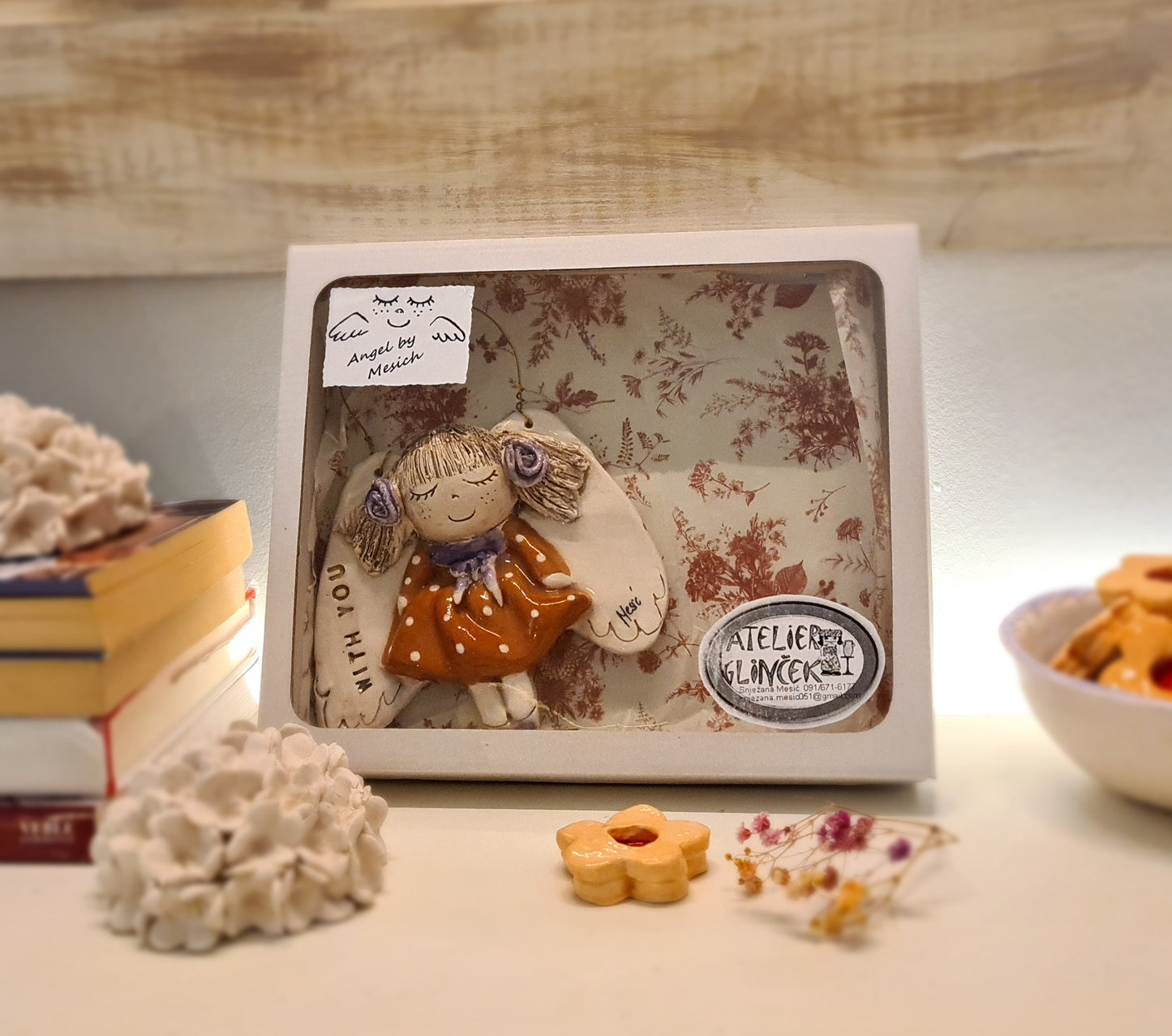 Keramički anđeo „With You“ –  (cca 14 × 13 cm) 002 WY