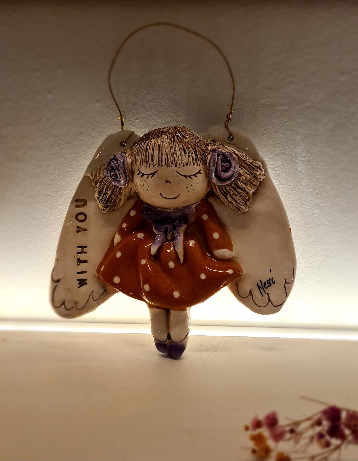 Keramički anđeo „With You“ –  (cca 14 × 13 cm) 002 WY