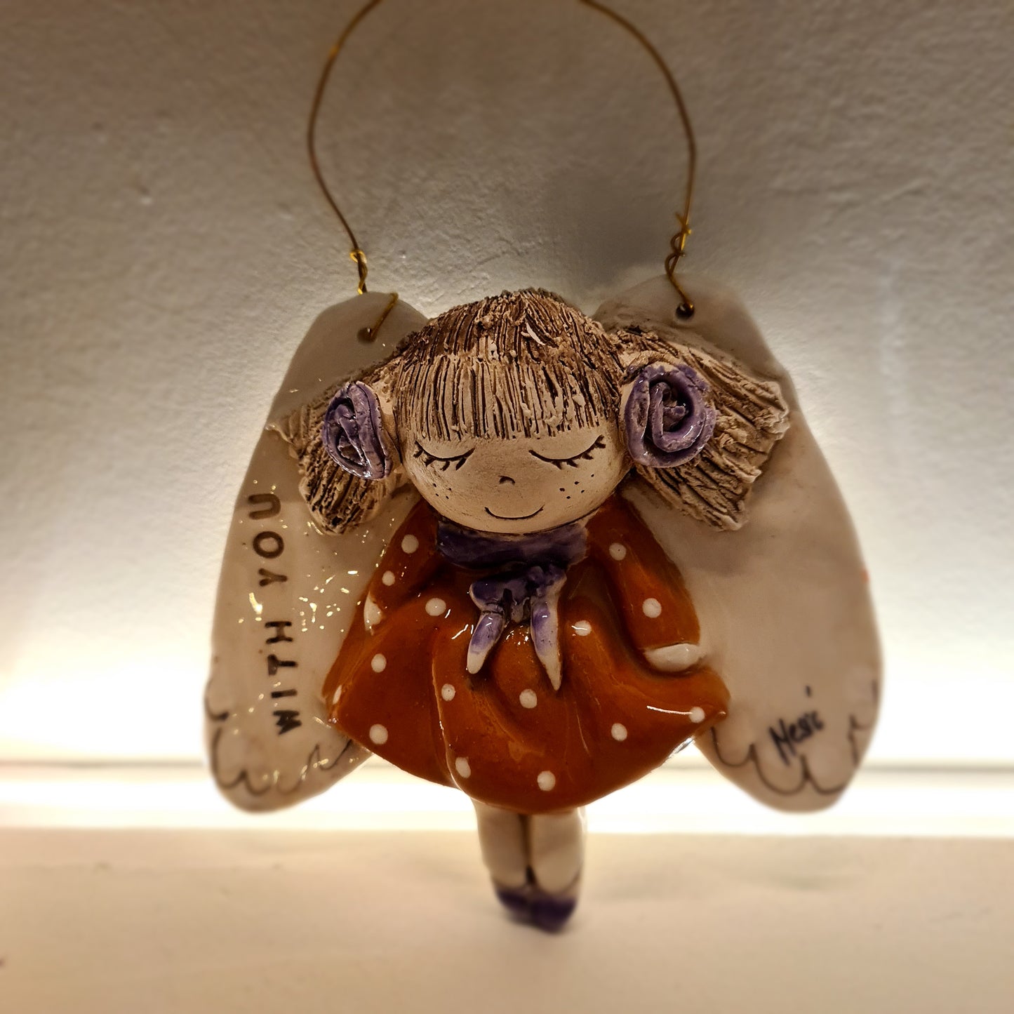 Keramički anđeo „With You“ –  (cca 14 × 13 cm) 002 WY